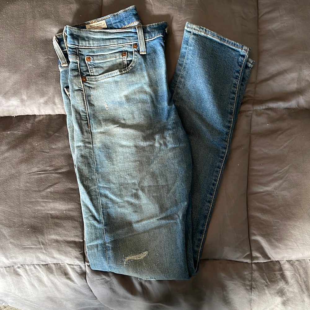 Levi’s Skinny Taper Factory Distressed Jeans